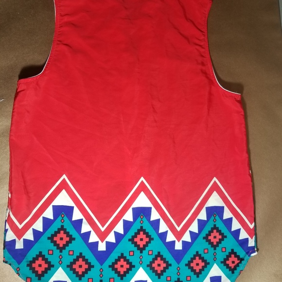 Tops - Picture 3 of 3